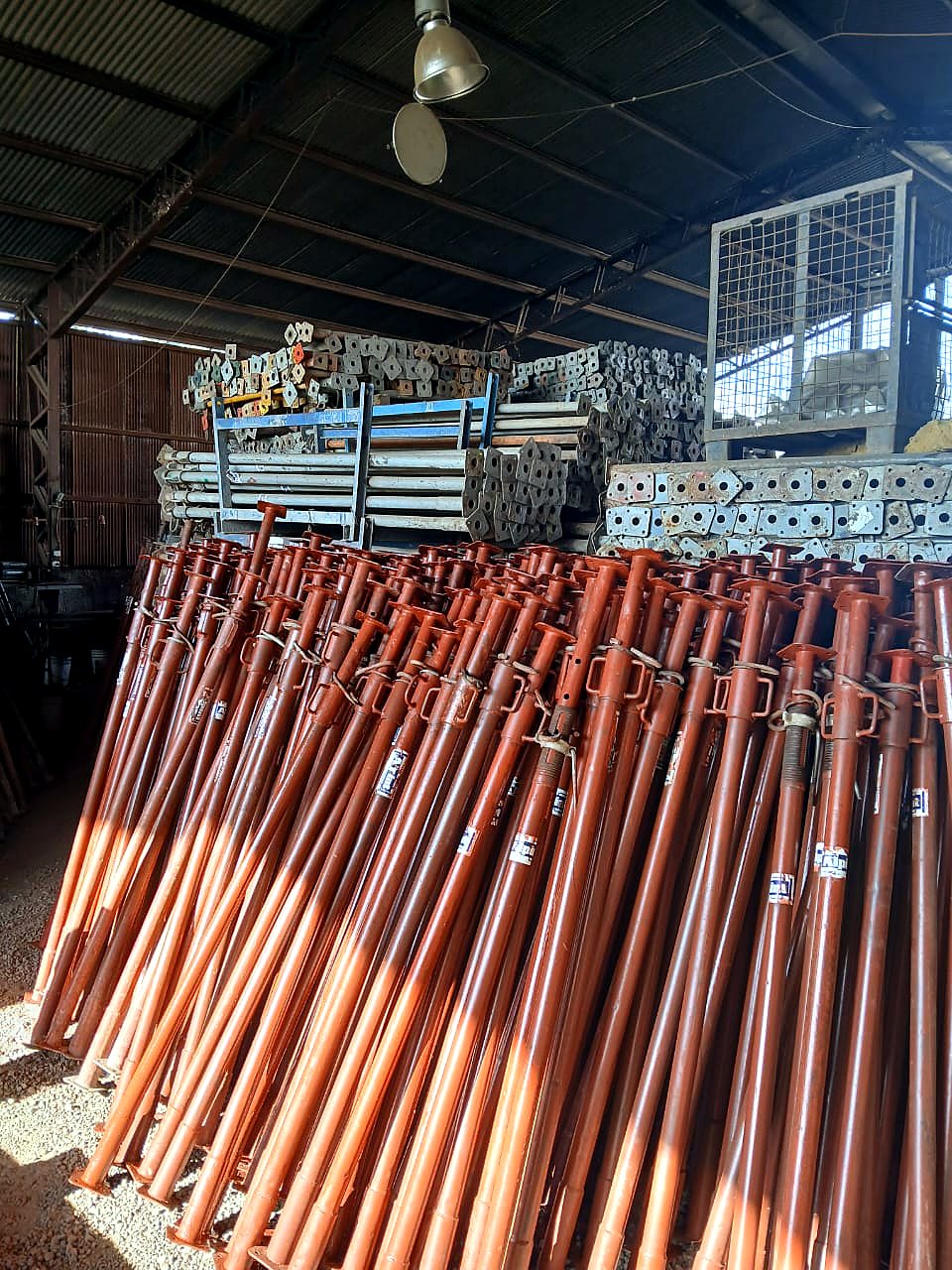 Stock de alzaprimas usadas disponibles en bodega ALPINT